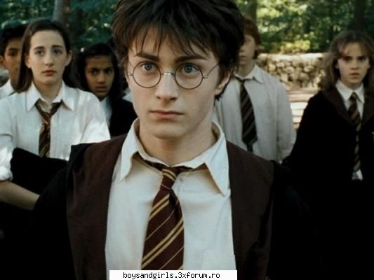 Harry Potter =) - Taranee vezi k ai pus o poza cu Daniel si Emma in - Harry Potter/Daniel Radcliffe