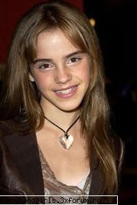 emma watson - Emma Watson a debutat pe marele ecran in anul - Hermione Granger/Emma Watson